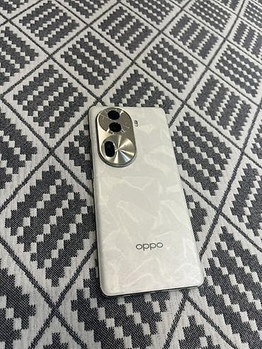 Oppo Reno 11 5G, Б/у, 256 ГБ, цвет - Белый, 2 SIM