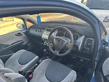 гов 2: Honda Fit: 2002 г., 1.3 л, Вариатор, Бензин, Хэтчбэк — 2