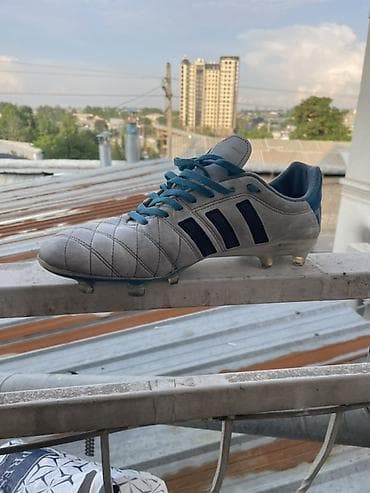 nike shox: Футбольные бутсы с шипами для натурального газона. - Модель “KROOS — 1