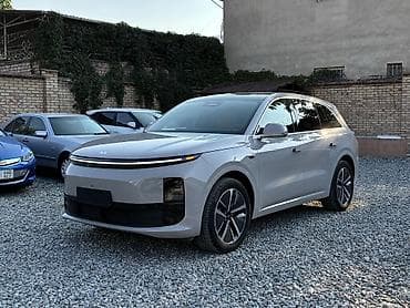 es 2016: Lixiang L6: 2024 г., 1.5 л, Автомат, Гибрид, Кроссовер — 1