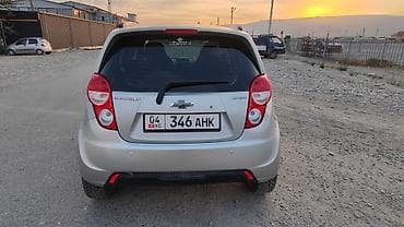 210 mers: Chevrolet Spark: 2014 г., 1 л, Автомат, Бензин, Лифтбек — 6