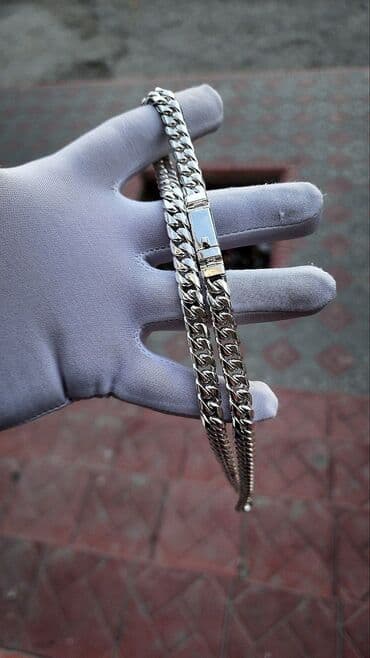 продаю золотую цепочку: Ювелир. Ювелирные изделия. Ювелирные услуги. Ювелирные украшения — 1