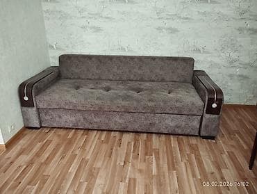 Гладильные доски: Продаю диван б/у — 2