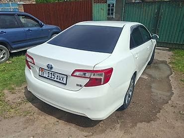 чехол тайота: Toyota Camry: 2012 г., 2.5 л, Автомат, Гибрид, Седан — 4
