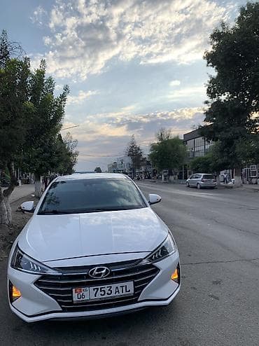 matiz diska: Hyundai Avante: 2019 г., 1.6 л, Вариатор, Бензин, Седан — 1
