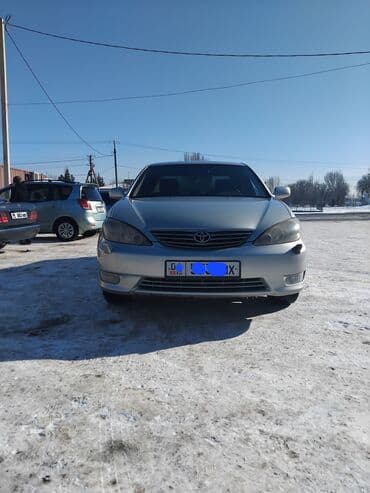 Toyota Camry: 2005 г., 2.4 л, Механика, Бензин, Седан