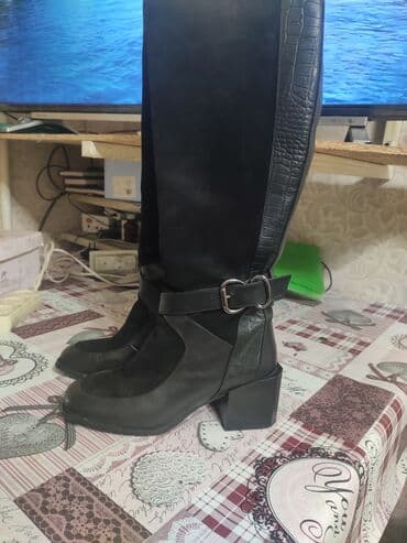 Женская обувь: Сапоги демисезонные. Бренд ILVI. Кожа с замшей. Очень красивые. Носила — 2