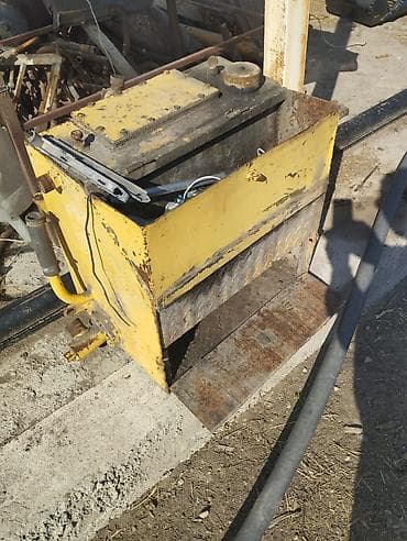 цистерна емкость бочка: Гидростанция (маслостанция) промышленная - Металлический бак с — 1