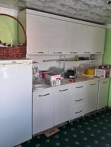 тумбочка для вещей: Спальный гарнитур в классическом стиле (белый с золотым декором) почти — 7