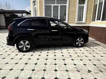 tesla model 3: Kia Niro: 2021 г., 1.6 л, Автомат, Гибрид, Кроссовер — 3