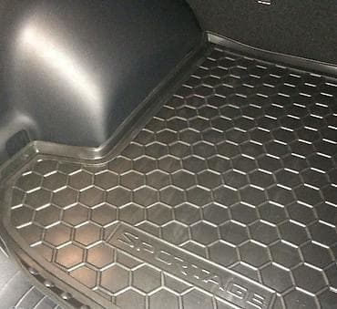 Нештатное освещение: Резиновые Полики Для багажника Kia, цвет - Черный — 1