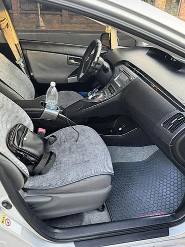 обмен на солярис: Toyota Prius: 2012 г., 1.8 л, Автомат, Гибрид, Хэтчбэк — 9