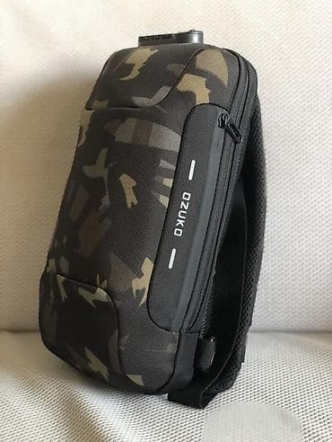 Другие комплектующие: Барсетка, Материал: Тканевый материал, Застежка на молнии, Моющийся материал, Разделенные отделения, Новый — 1