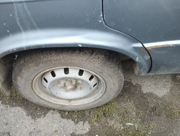 разбор экскаватора: Автозапчасти разборные (разные позиции) В наличии на фото: - Элементы — 16