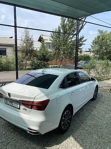 sur ron: Roewe i5: 2020 г., 1.5 л, Автомат, Электромобиль, Седан — 5