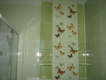 Услуги по строительству и ремонту: Поклейка обоев, Демонтаж старых обоев | Виниловые обои, Флизелиновые обои Больше 6 лет опыта — 2