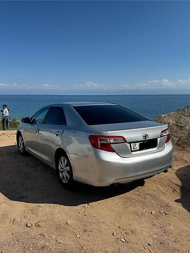 Toyota Camry: 2012 г., 2.5 л, Автомат, Бензин, Седан