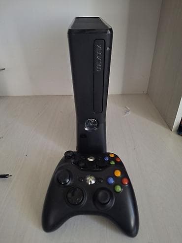 купить sony playstation 1: Игровая консоль Xbox 360 (Slim) Комплектация: - Консоль Xbox 360 — 3