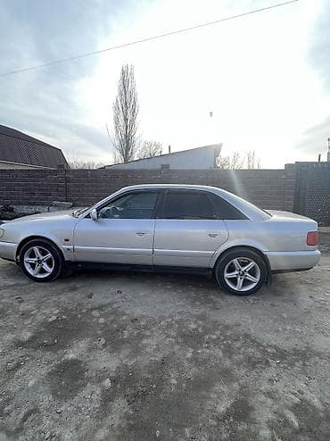 lexus 570 2013: Audi S4: 1995 г., 2.6 л, Механика, Бензин, Седан — 3