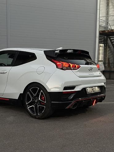 азотный кислота: Hyundai Veloster: 2020 г., 2 л, Автомат, Бензин — 4
