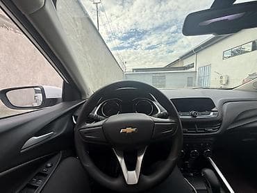 Chevrolet Onix: 2020 г., 1 л, Автомат, Бензин, Седан — 2