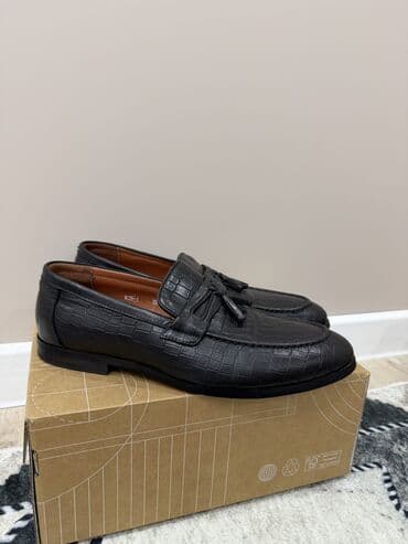 Аксессуарлар: Продаю кроссовки Размеры 39–40. Все оригиналы — 6