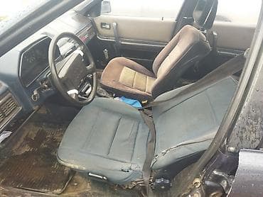 devo damaz: Audi 100: 1989 г., Механика, Бензин, Седан — 3