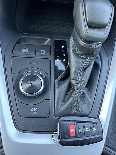 Продажа авто: Toyota RAV4: 2020 г., 2.5 л, Вариатор, Гибрид, Кроссовер — 10