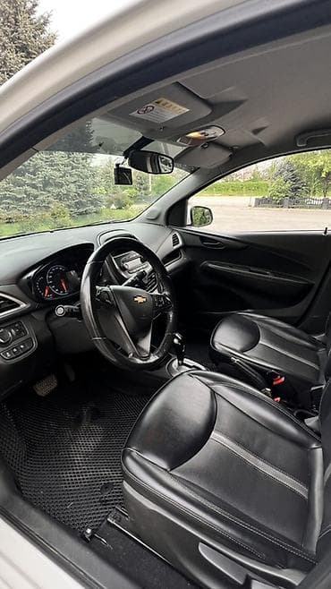 techno spark: Chevrolet Spark: 2018 г., 1 л, Вариатор, Бензин, Хэтчбэк — 9
