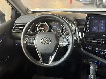 cvt: Toyota Camry: 2021 г., Автомат, Гибрид, Седан — 8