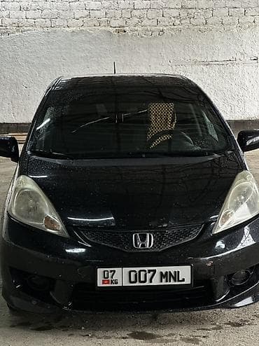 Honda Fit: 2010 г., 1.5 л, Автомат, Бензин, Хэтчбэк at lalafo.kg Honda Fit: 2010 г., 1.5 л, Автомат, Бензин, Хэтчбэк