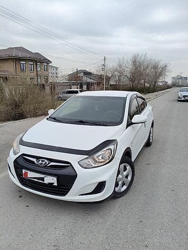 Hyundai Solaris: 2011 г., 1.6 л, Автомат, Бензин, Седан