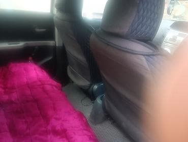 small car: Toyota Yaris: 2009 г., Хэтчбэк — 8