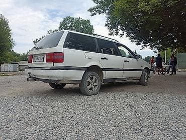 Унаа сатуу: Volkswagen Passat Variant: 1993 г., Кол менен иштөөчү, Газ, Универсал — 1