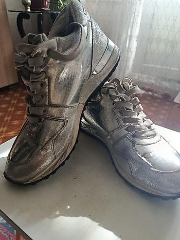 кросовки с мехом: Женские кроссовки, серебристые - Цвет: серебристый/металлик с — 1