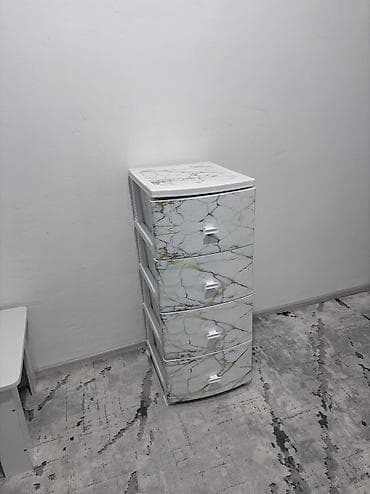 Комод для одежды, Б/у, Без зеркала, Пластик, цвет - Белый, Самовывоз, Бесплатная доставка, Платная доставка