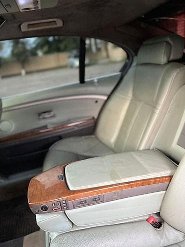 продажа субару: BMW 7 series: 2002 г., 4.4 л, Автомат, Бензин — 8