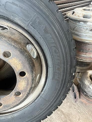 470 жх: Шиналар 265 / 70 / R 19.5, All-season, Колдонулган, Комплект, Жүк ташуучу унаалар/Автобустар, Франция, Michelin — 7
