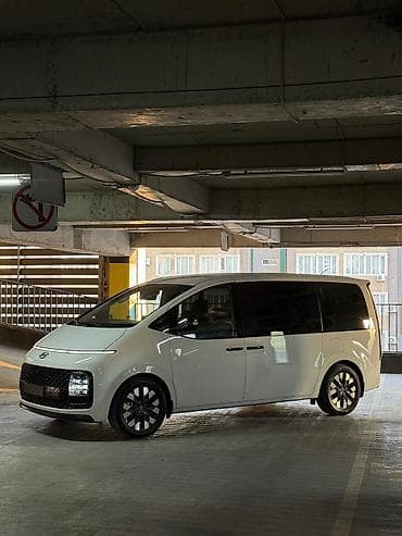 газ 53 шина: Hyundai Staria: 2021 г., 3.5 л, Автомат, Газ, Минивэн — 1