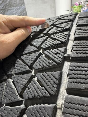 где купить зимние шины: Шины 265 / 65 / R 17, Зима, Б/у, Комплект, Внедорожные (АТ/МТ), Япония, Bridgestone — 1