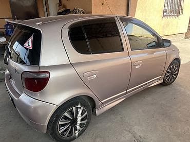 арзан машине: Toyota Vitz: 2000 г., 1 л, Автомат, Бензин, Хетчбек — 5