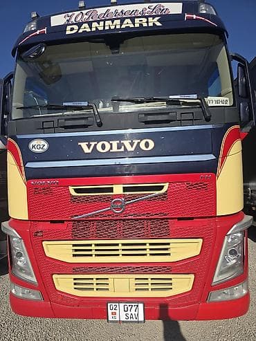 Тягач, Volvo, 2017 г., Тентованный — 3