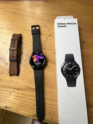 Samsung Galaxy Watch4 Classic - Модель: Galaxy Watch4 Classic (с