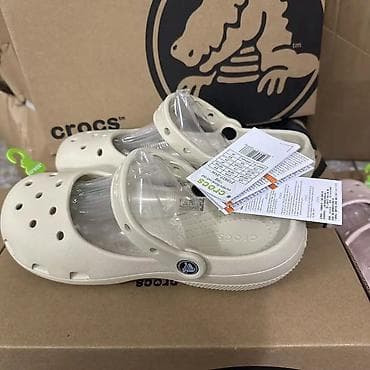 кроксы 41: Crocs Classic Clog, цвет: бежевый (off‑white) - Оригинальные сабо — 1