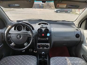 210 cdi: Chevrolet Aveo: 2004 г., 1.4 л, Механика, Бензин, Хэтчбэк — 8