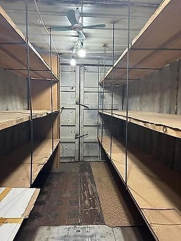 Дордой рынок Сдается в аренду контейнер 20 тон Площадь:14м2