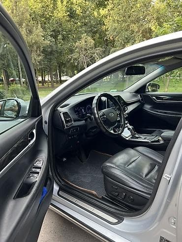 v class: Hyundai Grandeur: 2018 г., 3 л, Автомат, Газ, Седан — 9