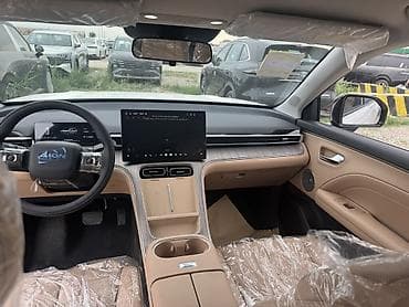 wuling mini ev: GAC Aion i60 2026 года — абсолютно новая. Запас хода: 210 км на — 8