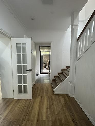 жк мэрси: Аренда офисов, 130 м² — 1