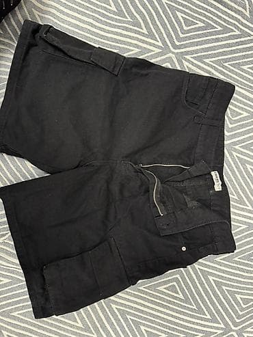 нужны вещи: Черные мужские шорты-карго - Цвет: чёрный - Крой: прямой, средней — 2
